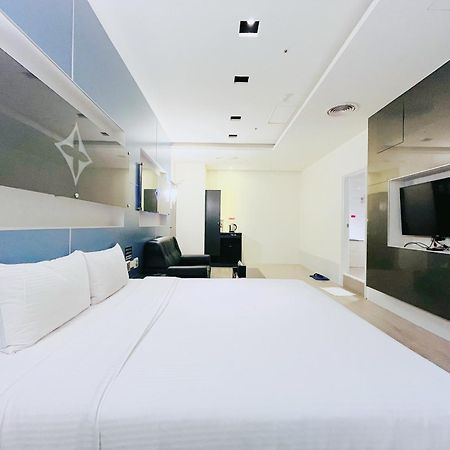 Walker Hotel - Sanchong Taipei Eksteriør billede