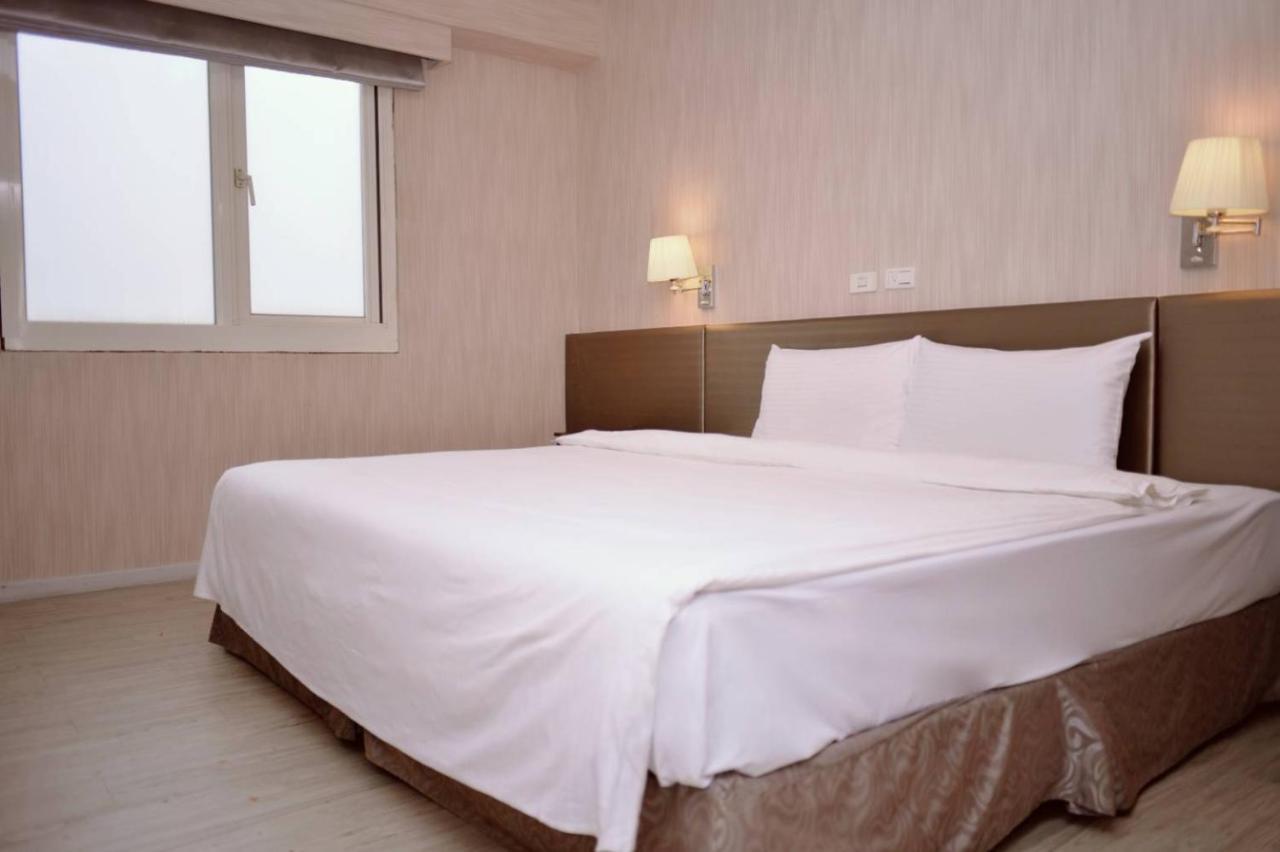 Walker Hotel - Sanchong Taipei Eksteriør billede