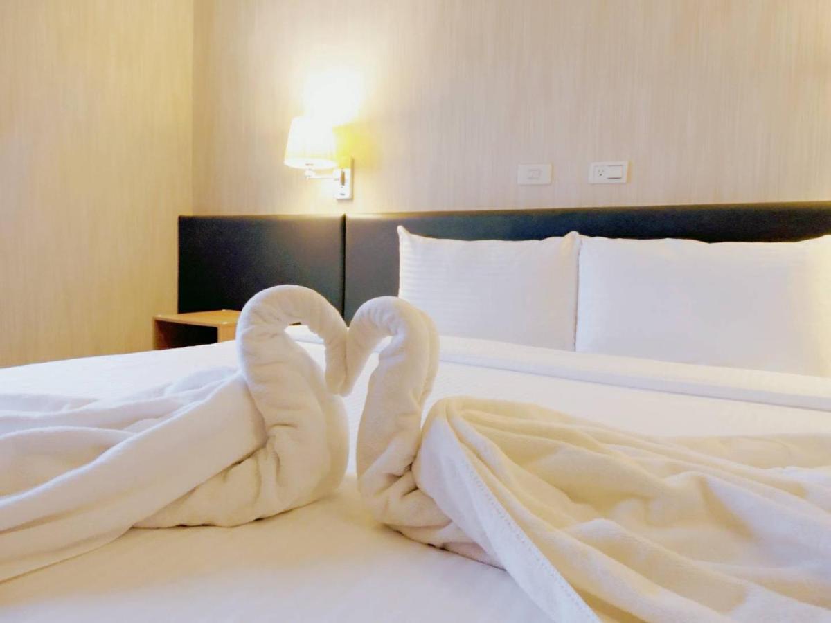 Walker Hotel - Sanchong Taipei Eksteriør billede