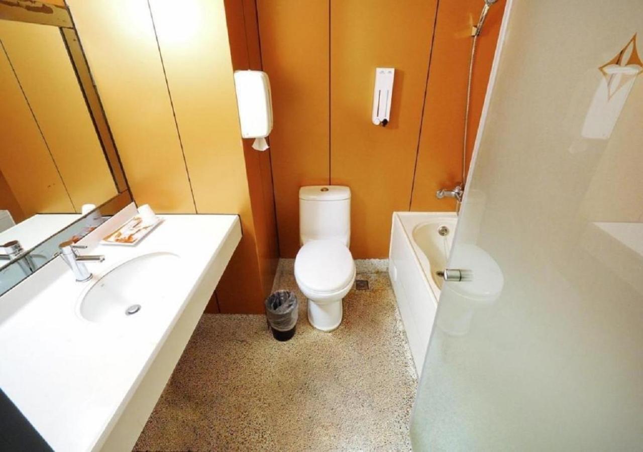 Walker Hotel - Sanchong Taipei Eksteriør billede