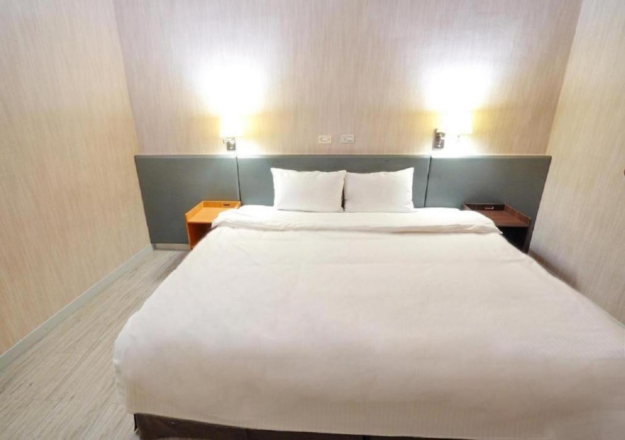 Walker Hotel - Sanchong Taipei Eksteriør billede