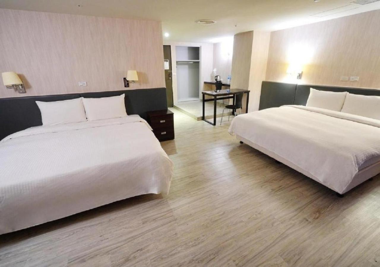Walker Hotel - Sanchong Taipei Eksteriør billede