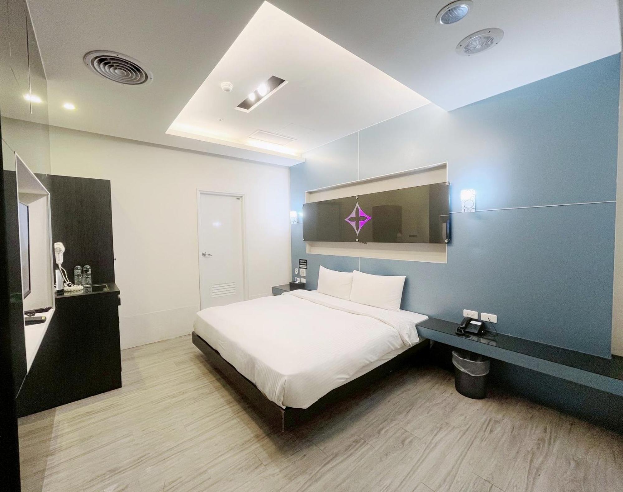 Walker Hotel - Sanchong Taipei Eksteriør billede