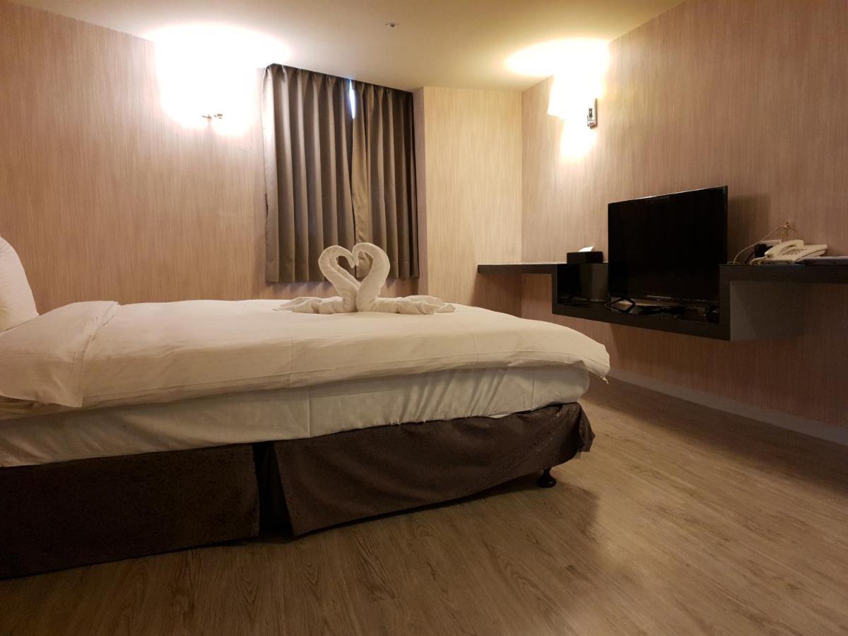 Walker Hotel - Sanchong Taipei Eksteriør billede