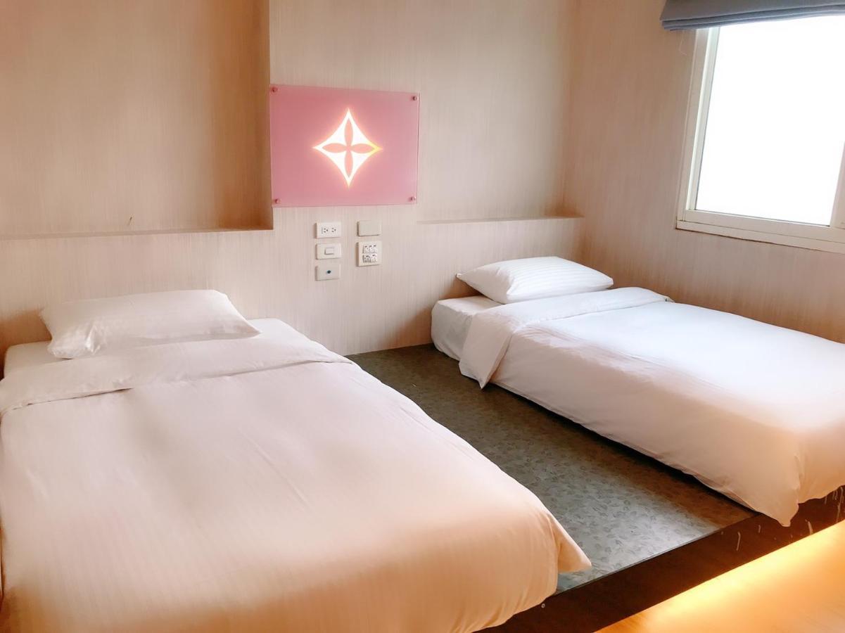 Walker Hotel - Sanchong Taipei Eksteriør billede